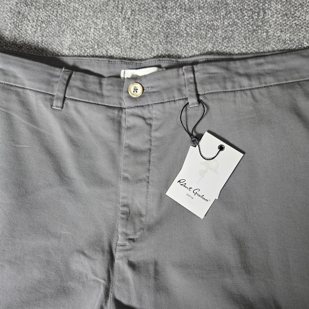 NWT Robert Graham Shorts Gray (Tag‎ 48") Measures 50" Classic Fit